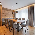 Aparthotel Adler