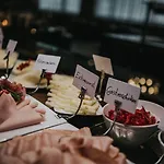 Aparthotel Adler