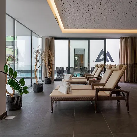 Aparthotel Adler