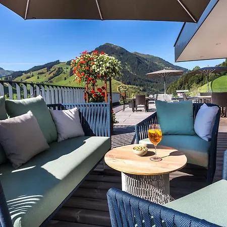 Adler Aparthotel 4*