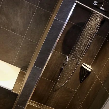 アパートホテル Adler