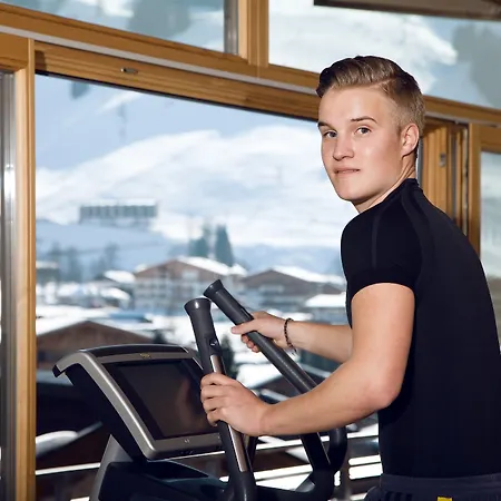 Adler ザールバッハ・ヒンターグレム