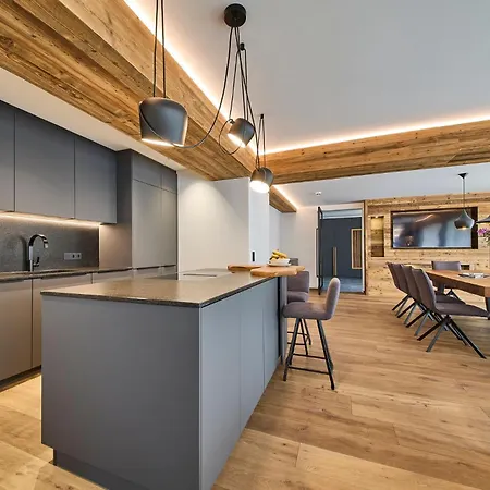 Adler Aparthotel 4*